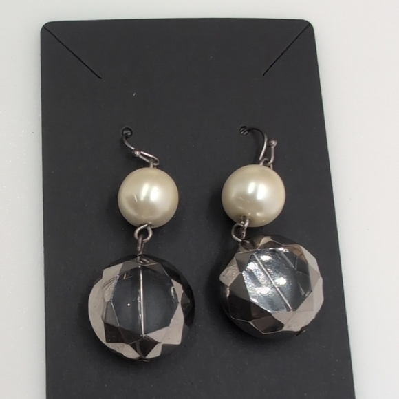 Refined Earring Bundle - Quiet Luxury, Classic Style Set Of Three - Picture 3 of 6